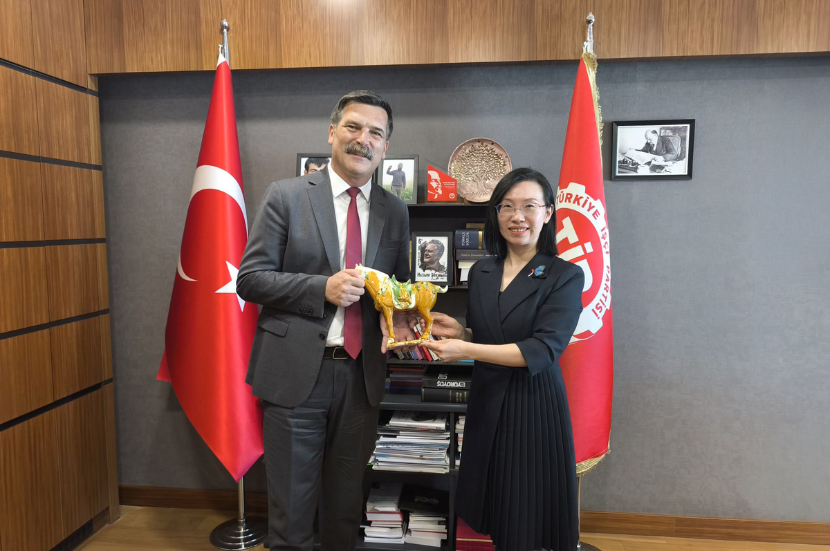 TİP Genel Başkanı Erkan Baş, Çin'in Yeni Siyasi Müsteşarı'nı TBMM'de Kabul Etti