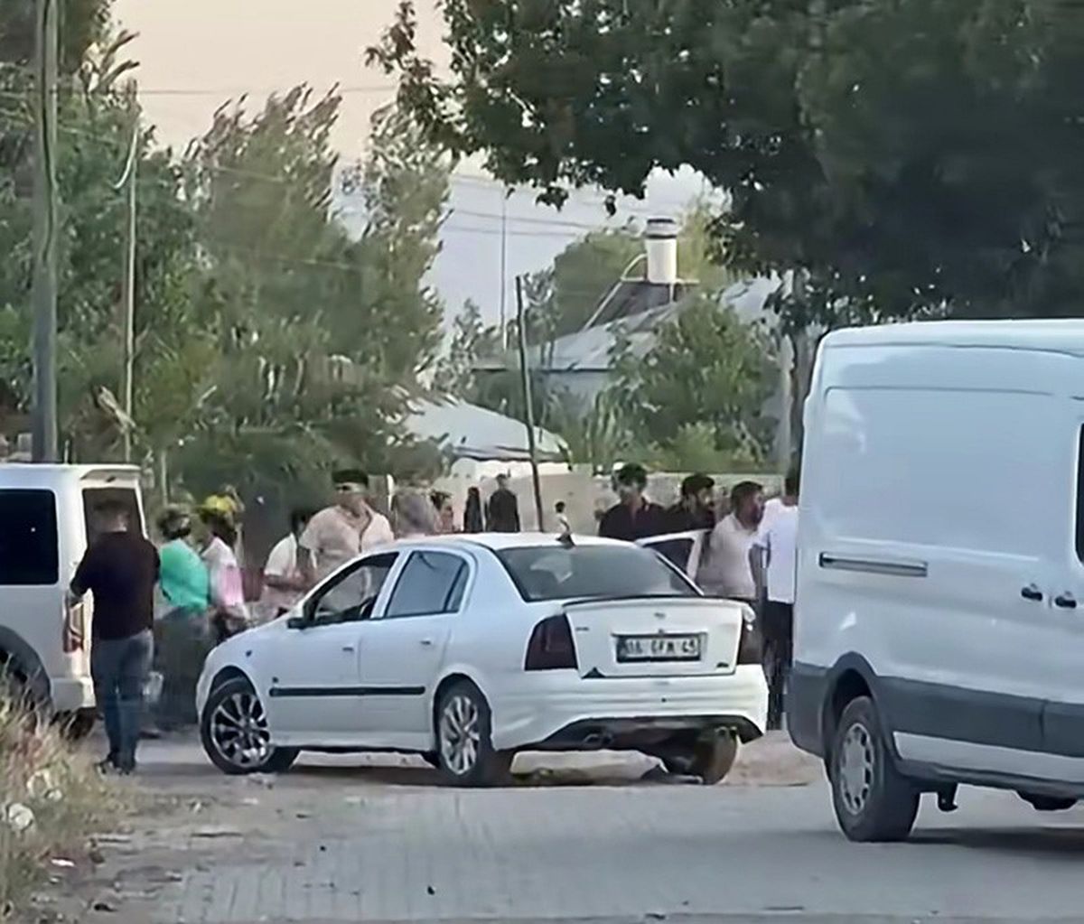 Muradiye'de Aile Kavgası: 5 Yaralı