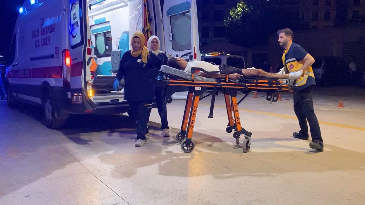 Mesajlaşma kavgası kanlı bitti: Arkadaşını tüfekle vurup kaçan şüpheli tutuklandı
