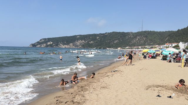 bartin da denize girmek yasaklandi 10 kisi bo 2 20130212 o