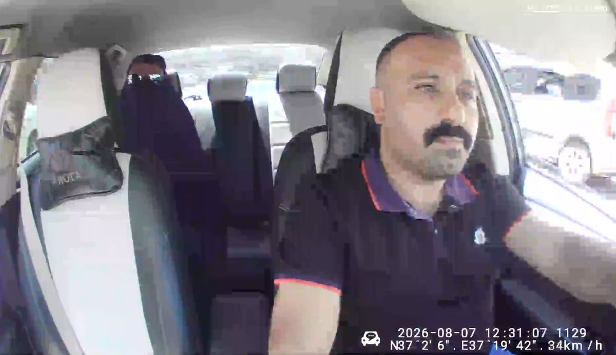 Gaziantep'te Çarşaflı Saldırgan Takside Yakalandı