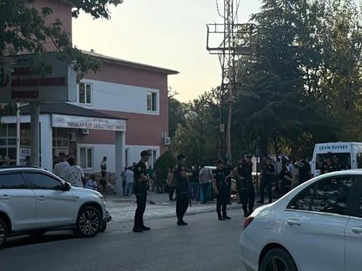 Afyonkarahisar'da tehdit krizi kanlı bitti: 2 ölü