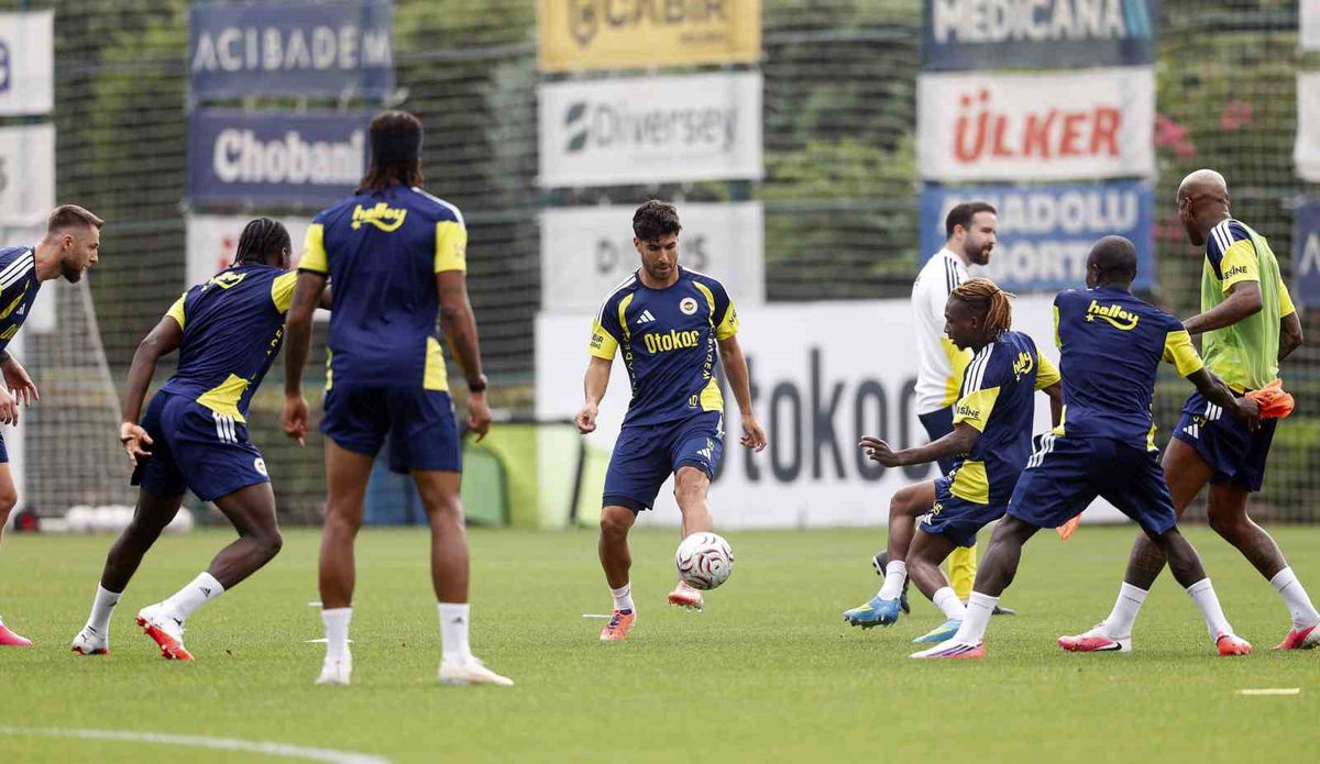 Fenerbahçe, Sturm Graz Maçı Hazırlıklarına Devam Ediyor