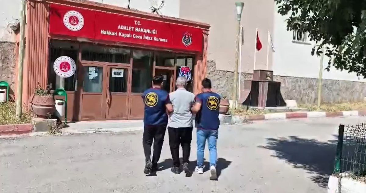 Yüksekova'da 20 Yıl Ceza ile Aranan Şahıs Jandarma Operasyonuyla Yakalandı
