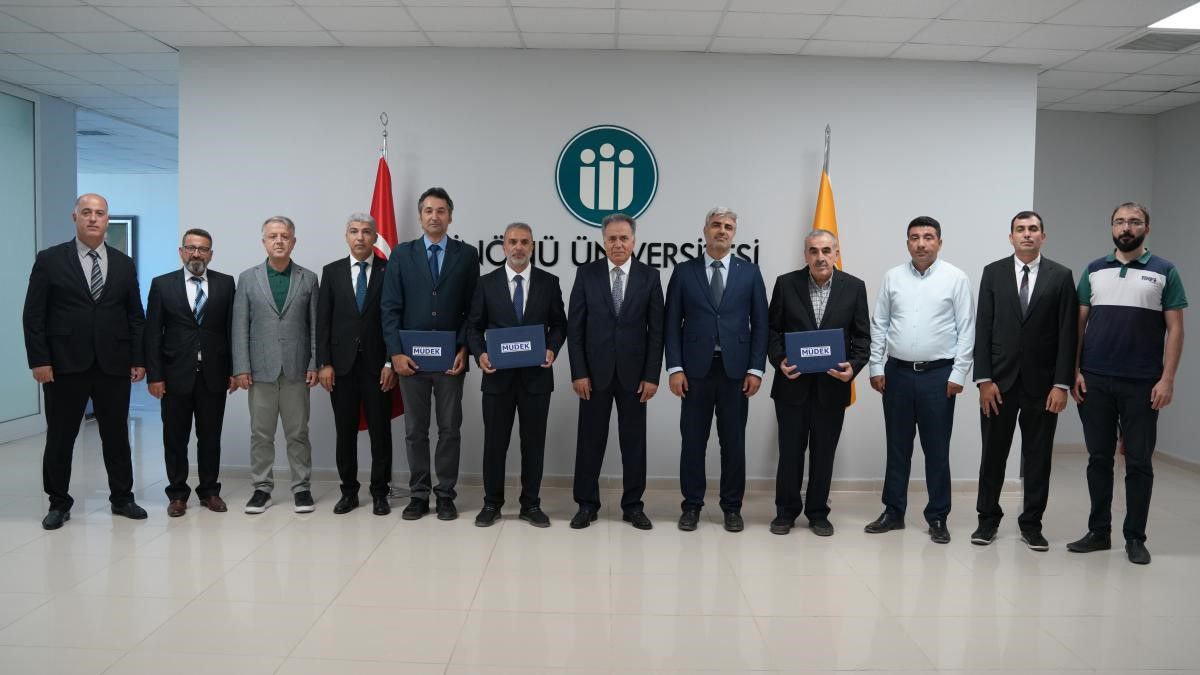İnönü Üniversitesi'nde 3 Mühendislik Bölümü MÜDEK Akreditasyonu Aldı