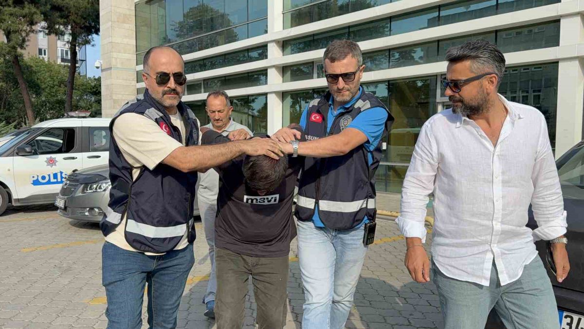 Samsun'da yalnız yaşayan 70 yaşındaki adam bıçaklanarak öldürüldü