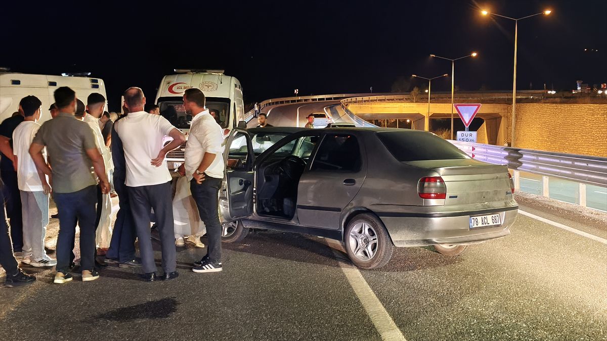 Karabük'te İki Ayrı Trafik Kazası: 10 Yaralı