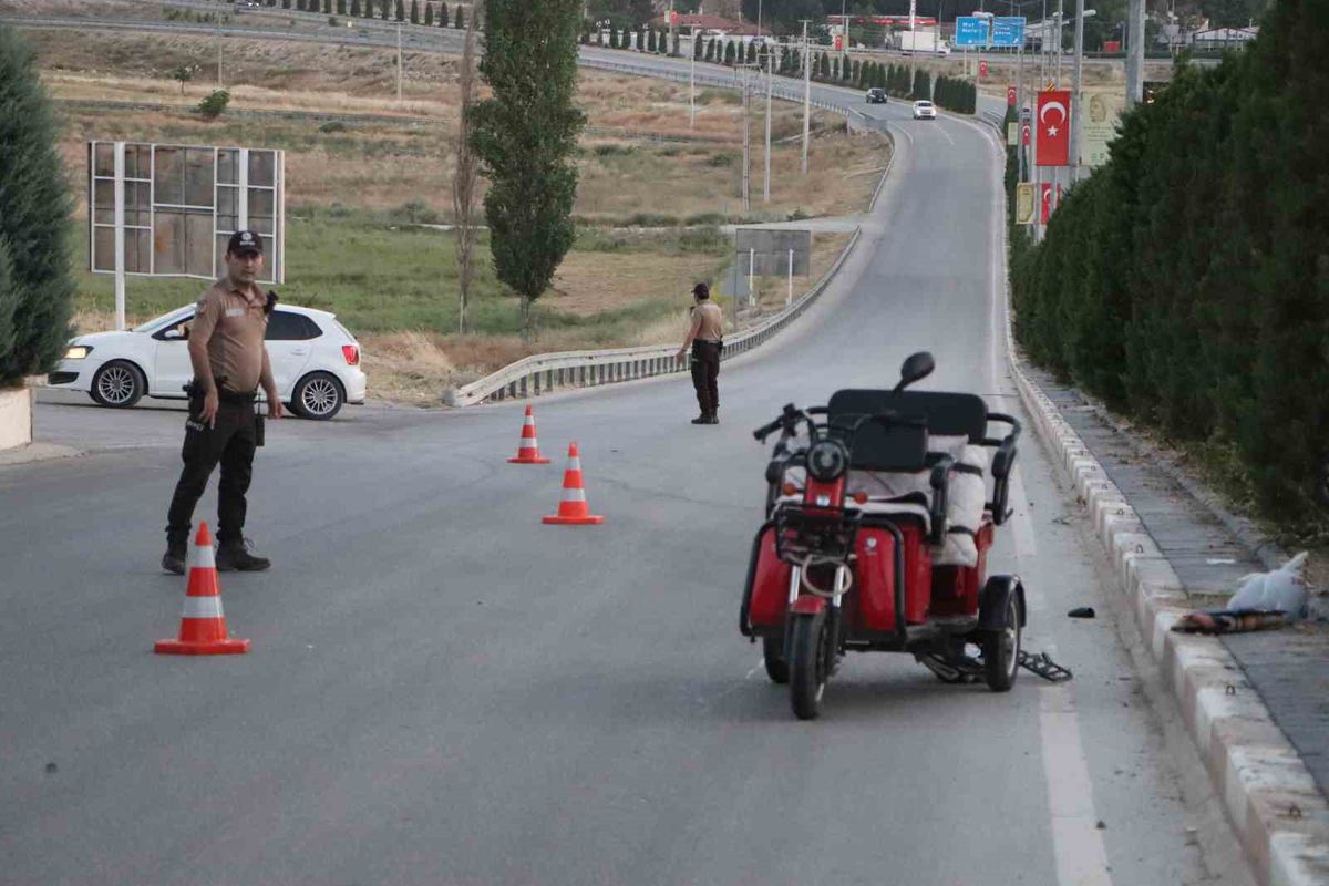 Karaman'da Elektrikli Bisiklet Kazası Kurbanı Hayatını Kaybetti