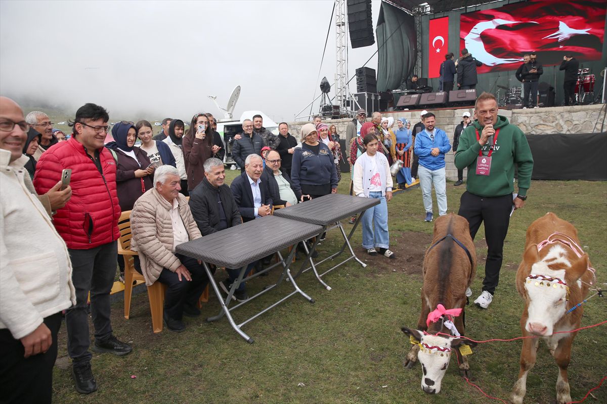 Ovit Yaylası'nda 26. Geleneksel Şenlik Coşkusu