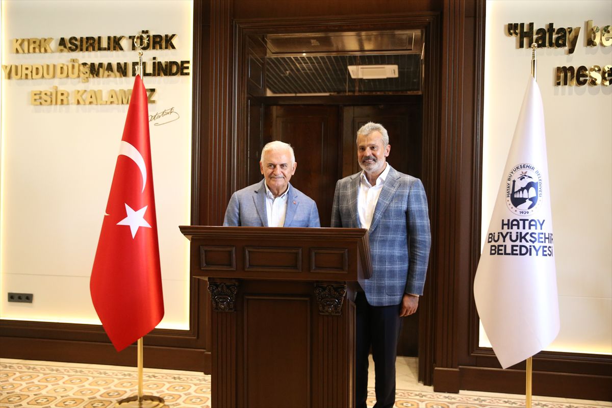 Yıldırım, Hatay'da ziyaretlerde bulundu