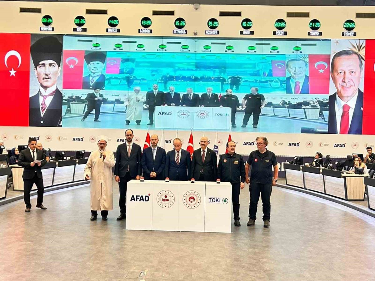 Sındırgı’da Deprem Konutları Kurası Çekildi