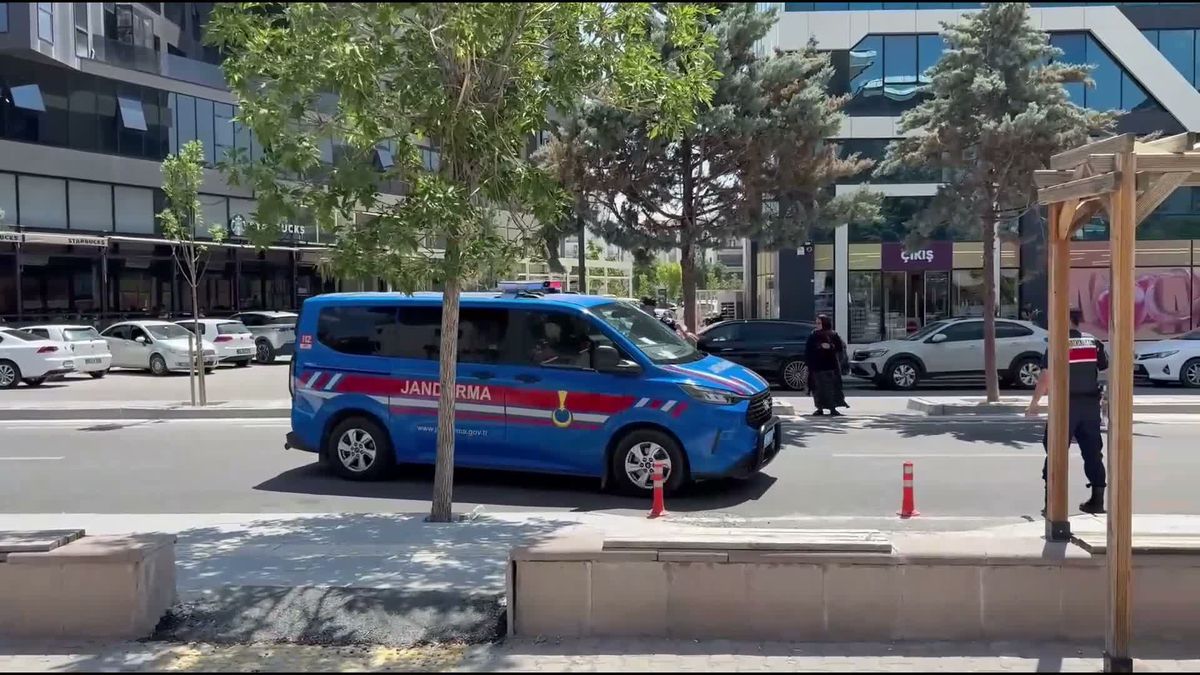 Alacak-verecek meselesi kanlı bitti: 2 ölü, 1 tutuklama