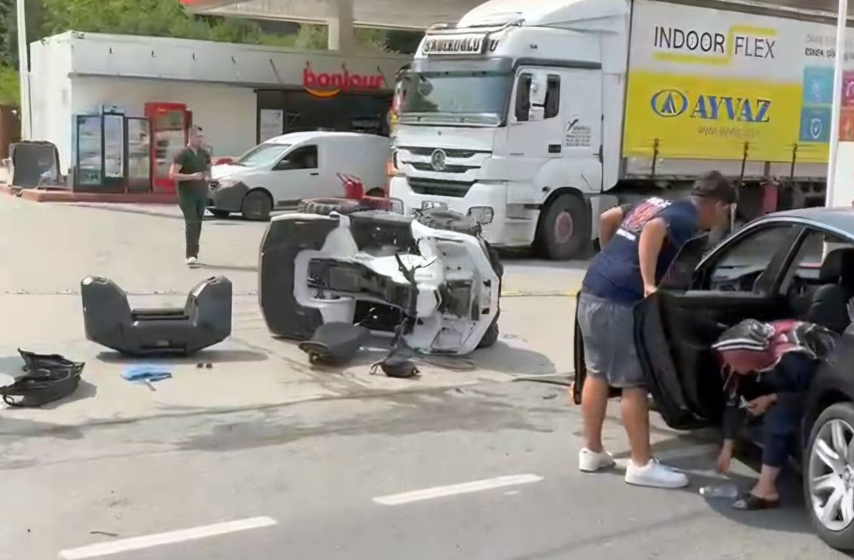 Sapanca'da ATV-Otomobil Çarpışması: 2 Yaralı