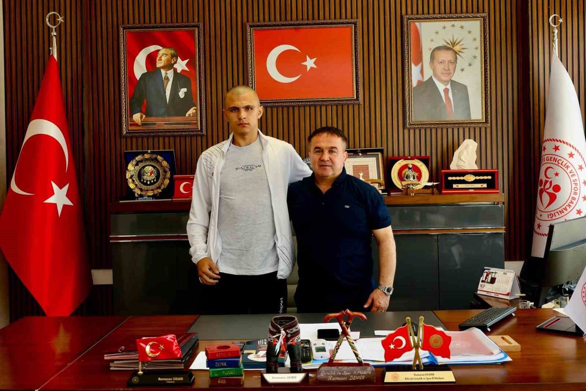 Bilecikli Muaythai Sporcusu Doruk Yılmaz Türkiye İkincisi Oldu