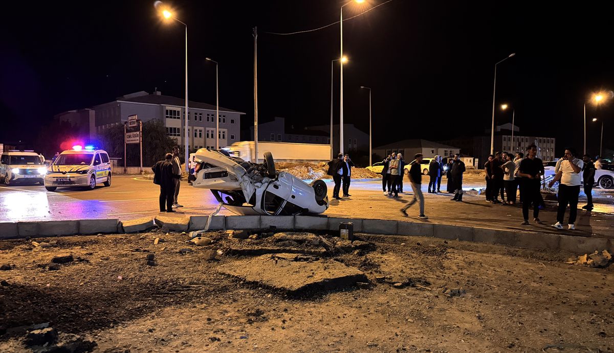 Bitlis'te Zincirleme Trafik Kazası: 4 Yaralı