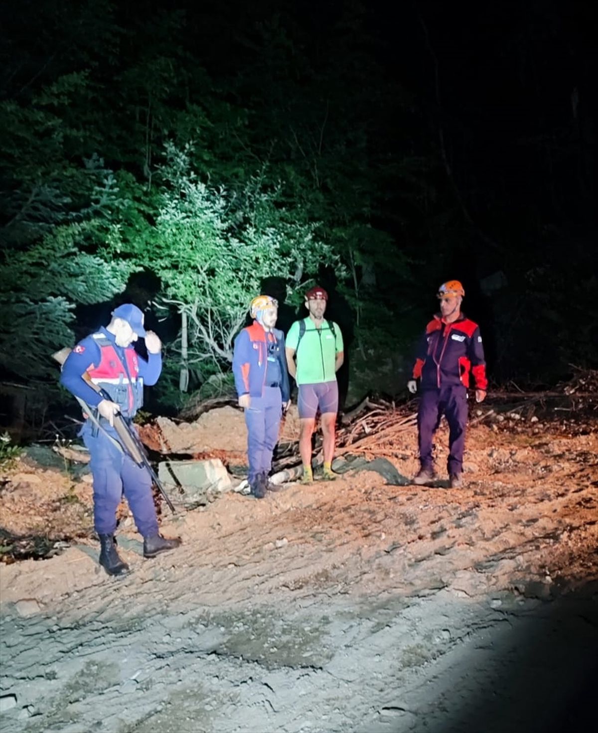 Bisikletli Ormanda Mahsur Kaldı, AFAD ve Jandarma Kurtardı