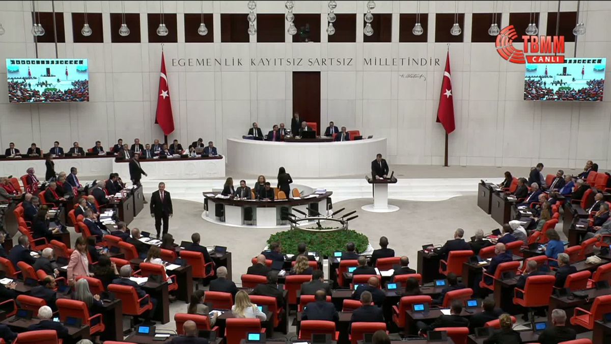 “Çerçeve Yasa” teklifi TBMM Genel Kurulu’nda… CHP'li Salıcı: 'Hep beraber güvenliği demokrasiyle, devleti yurttaşla, cumhuriyeti özgürlüklerle güçlendirelim'