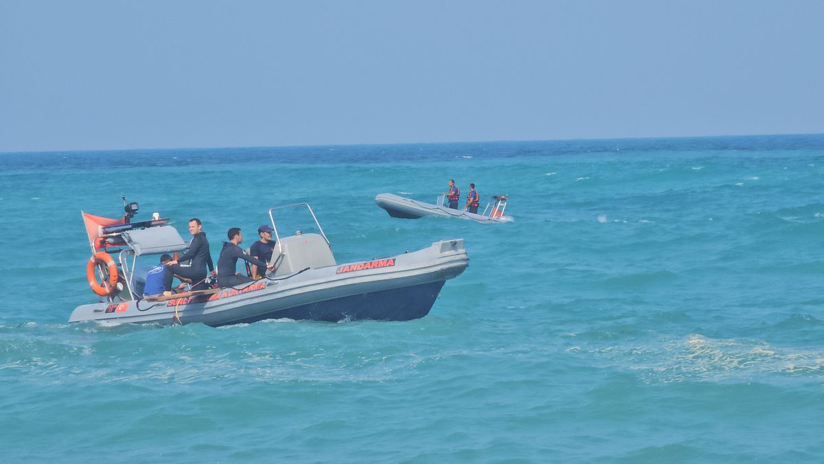 Filyos Sahili'nde Kaybolan Suriyeli Genç İçin Arama Çalışmaları 2. Günde Sürüyor