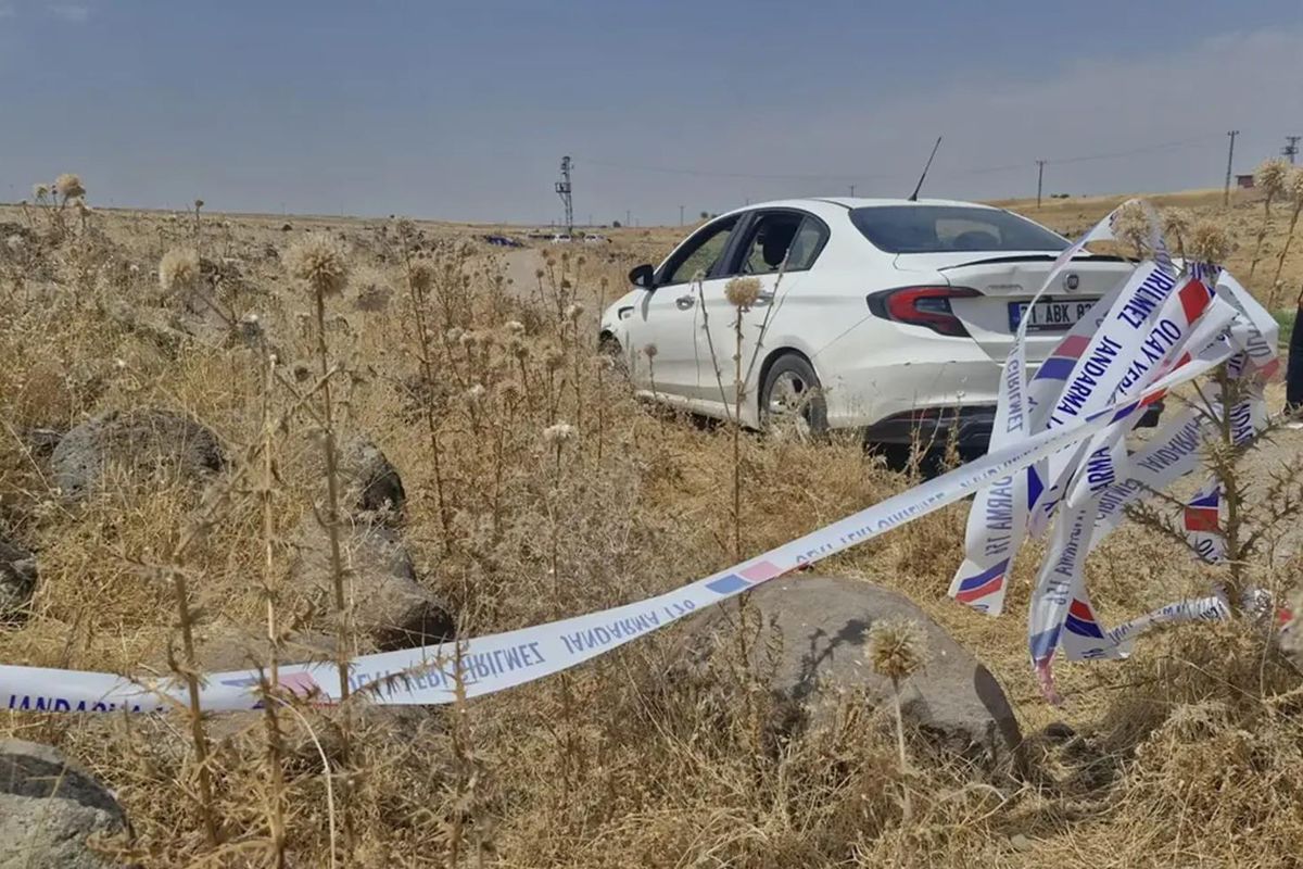 Diyarbakır'da boş arazide kadın cesedi bulundu