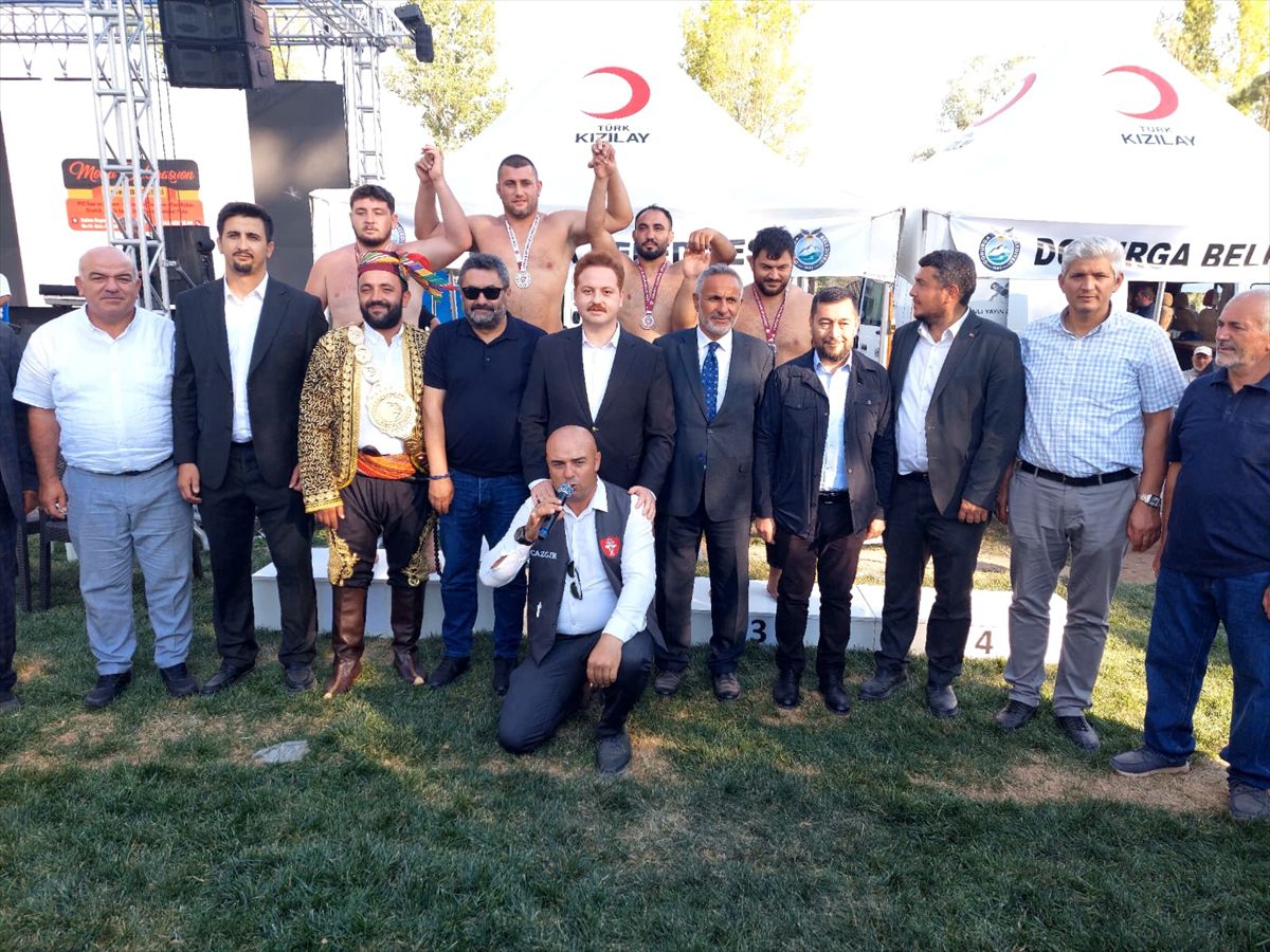 Dodurga'da Tarihi Karakucak Güreşleri: Özkaradeniz Başpehlivan