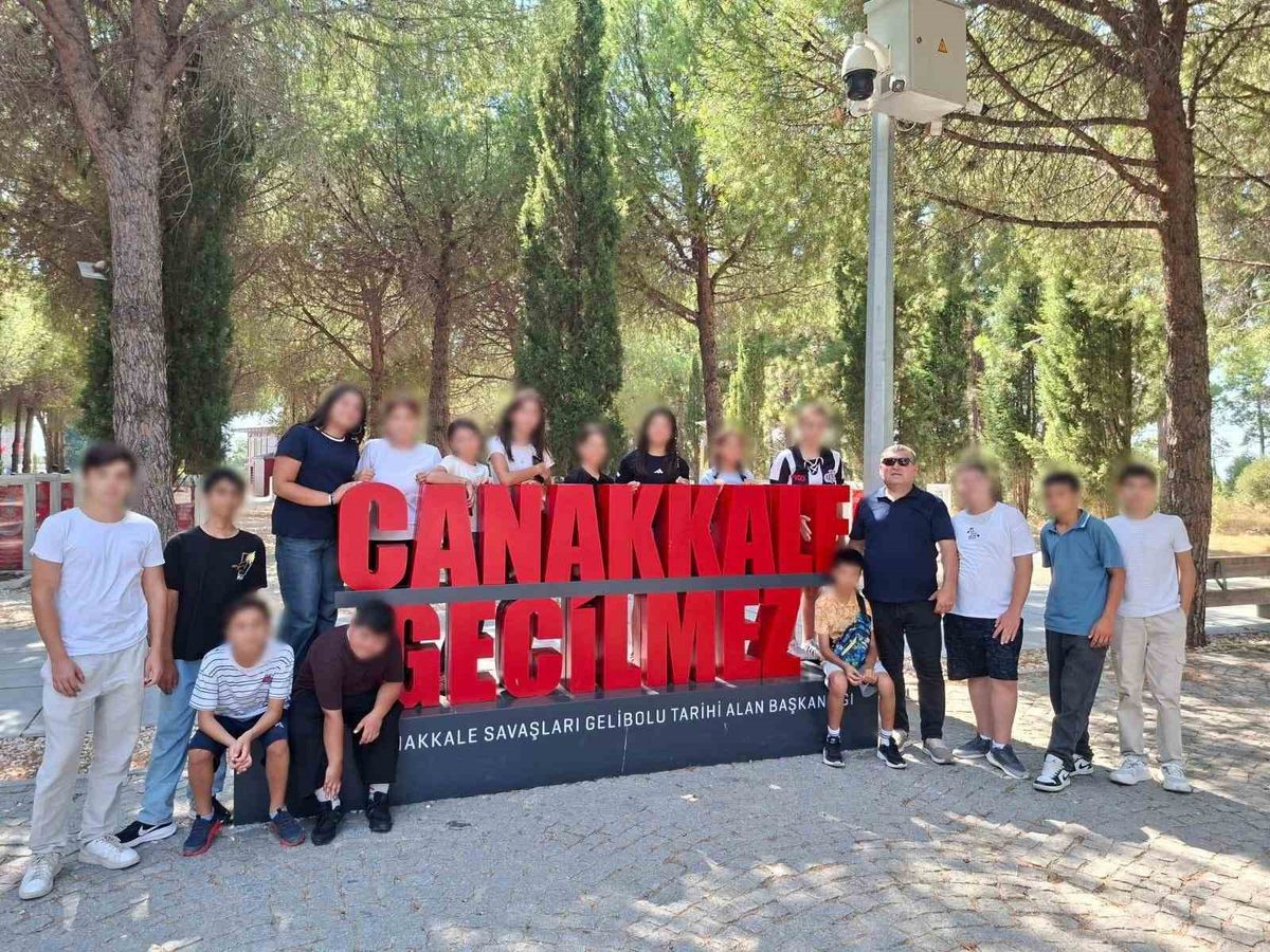 Çocuklar Çanakkale'de Tarih ve Kültür Yolculuğuna Çıktı