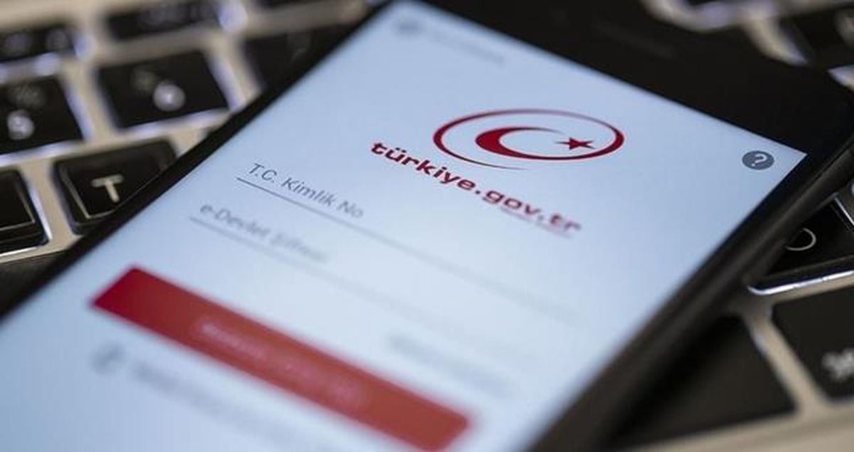 e-Devlet çöktü mü, e- Devlet sorun mu var, neden girilmiyor? 10 Ağustos e-Devlet ne zaman düzelecek?