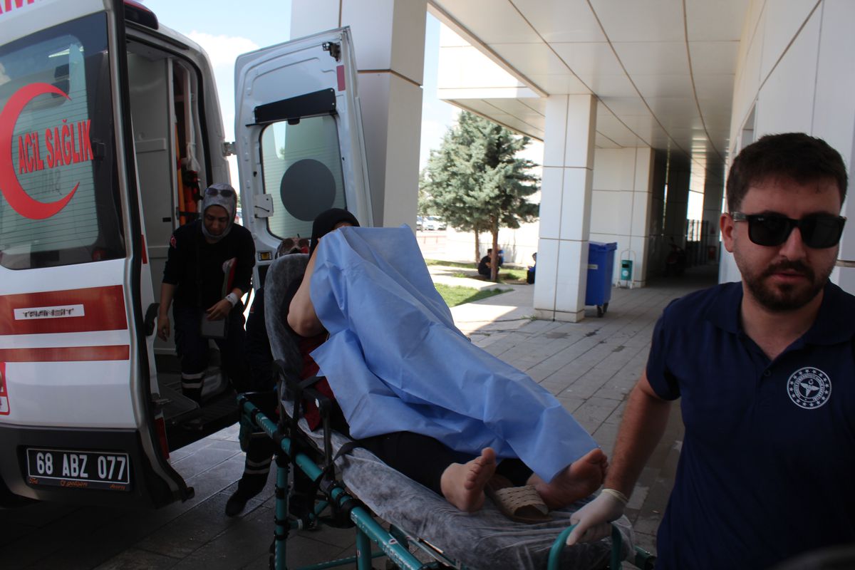 Aksaray'da Tüfekle Rastgele Ateş Açtı, Kadını Bacağından Yaraladı