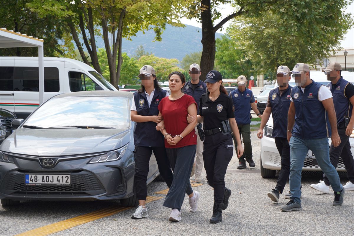 FETÖ üyesi Karatepe'nin ablası adliyede