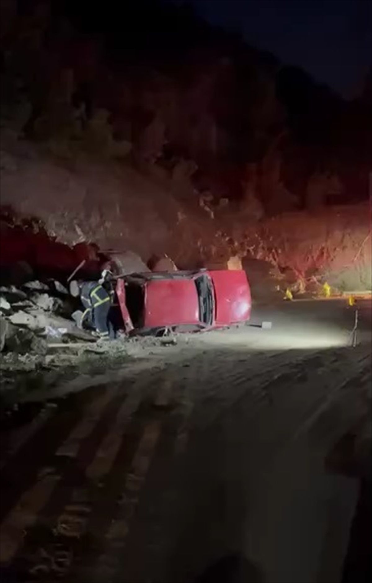 İslahiye'de Otomobil Şarampole Devrildi: 1 Yaralı