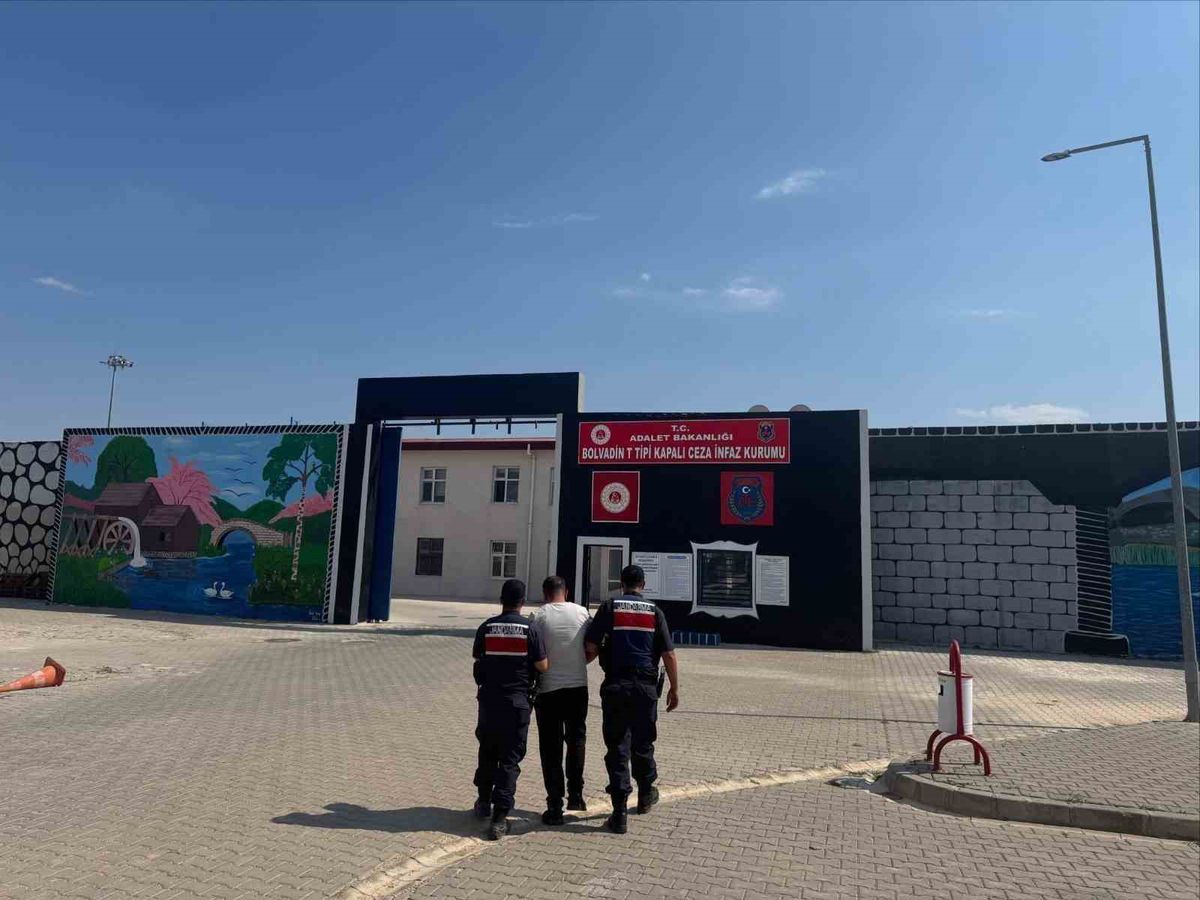 Afyonkarahisar'da Jandarma Operasyonu: 24 Aranan Şahıs Yakalandı