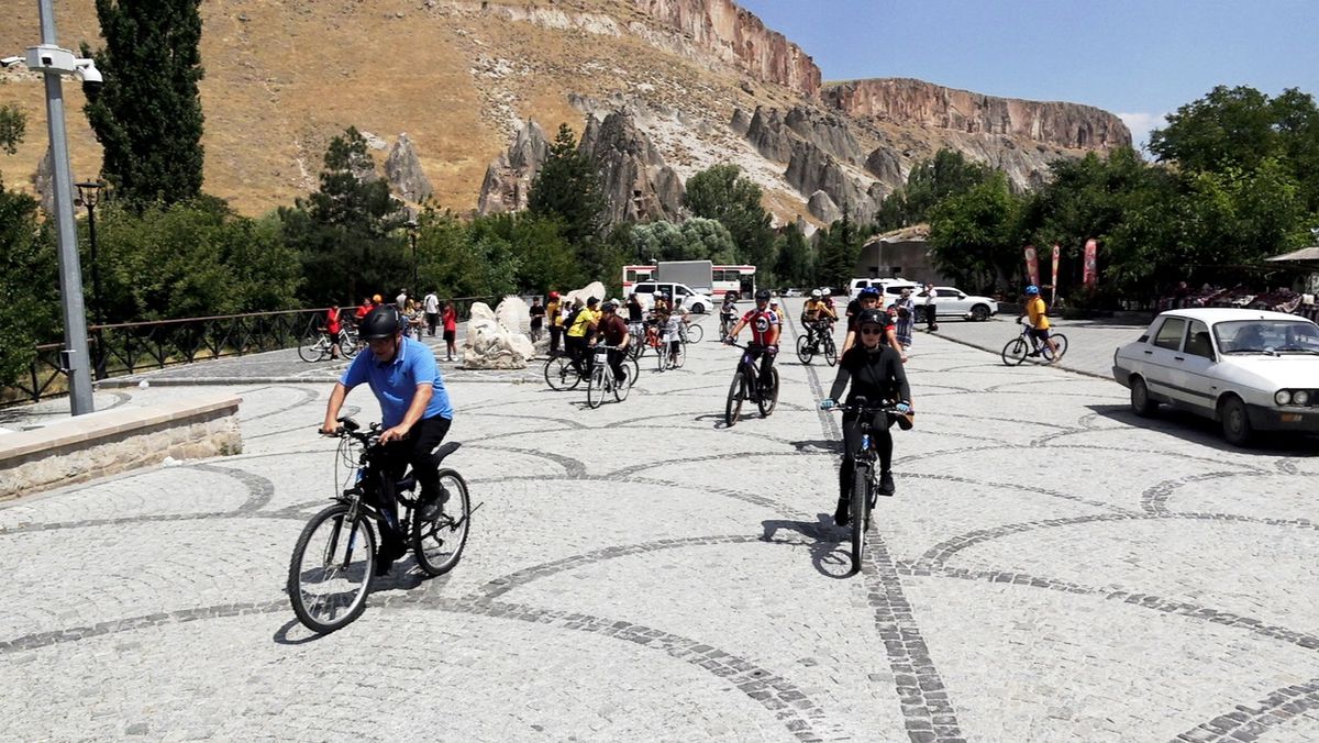 Soğanlı Vadisi'nde Sağlık İçin Pedal Çevirdiler