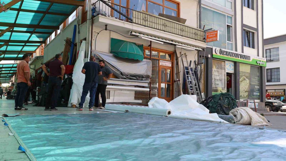 55 Yıllık Çadırcı Ustası: Meslek Yavaş Yavaş Ölüyor