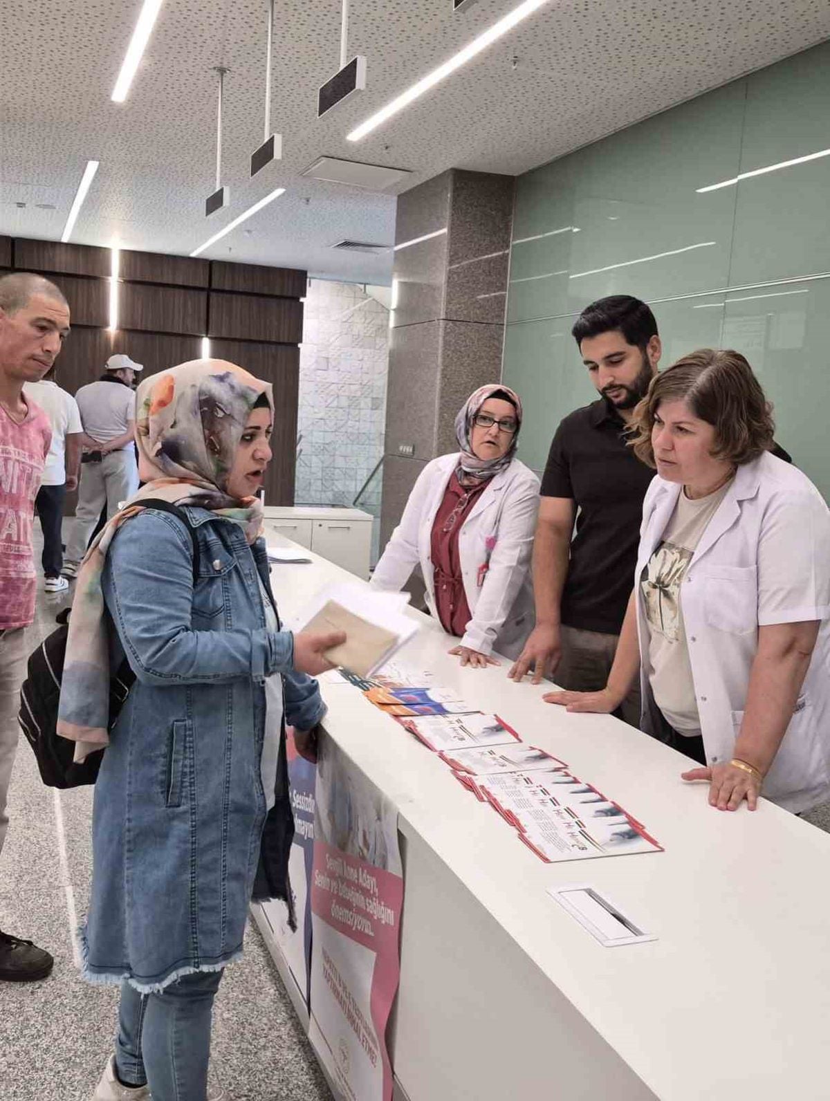 Kütahya Şehir Hastanesi’nde ’hepatite’ karşı farkındalık çalışması