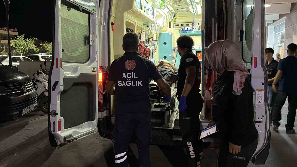 Adıyaman'da 'Ne bakıyorsun' kavgası: 3 yaralı