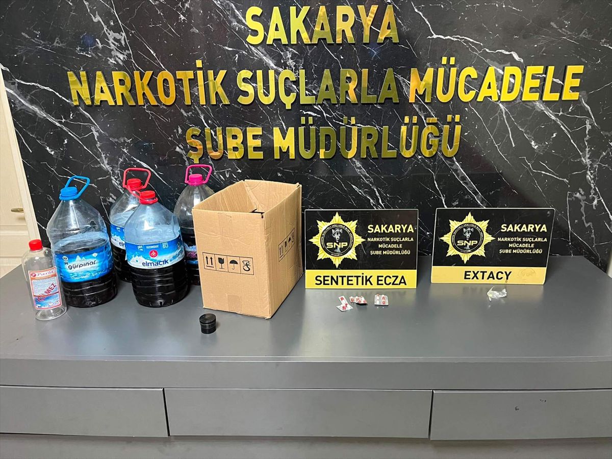 Akyazı'da Tehdit İçerikli Paylaşımlara Tutuklama