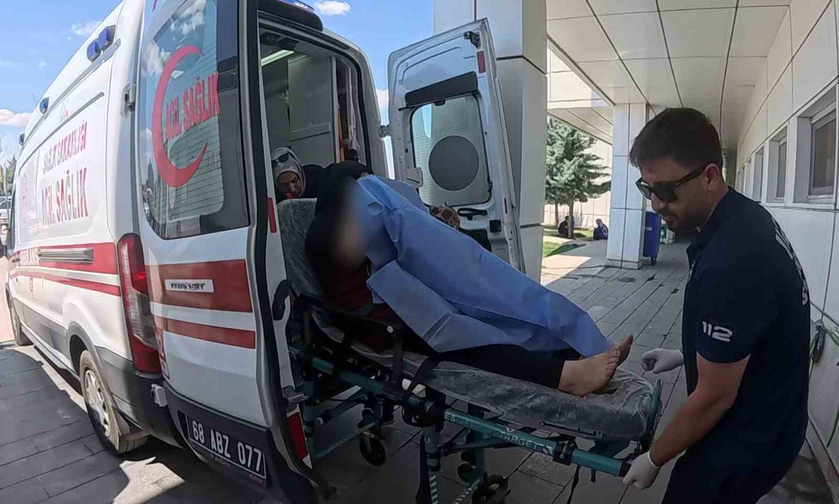 Aksaray'da Sokak Kavgasında Ateşlenen Tüfekten Çıkan Saçmalar Masum Kadını Yaraladı