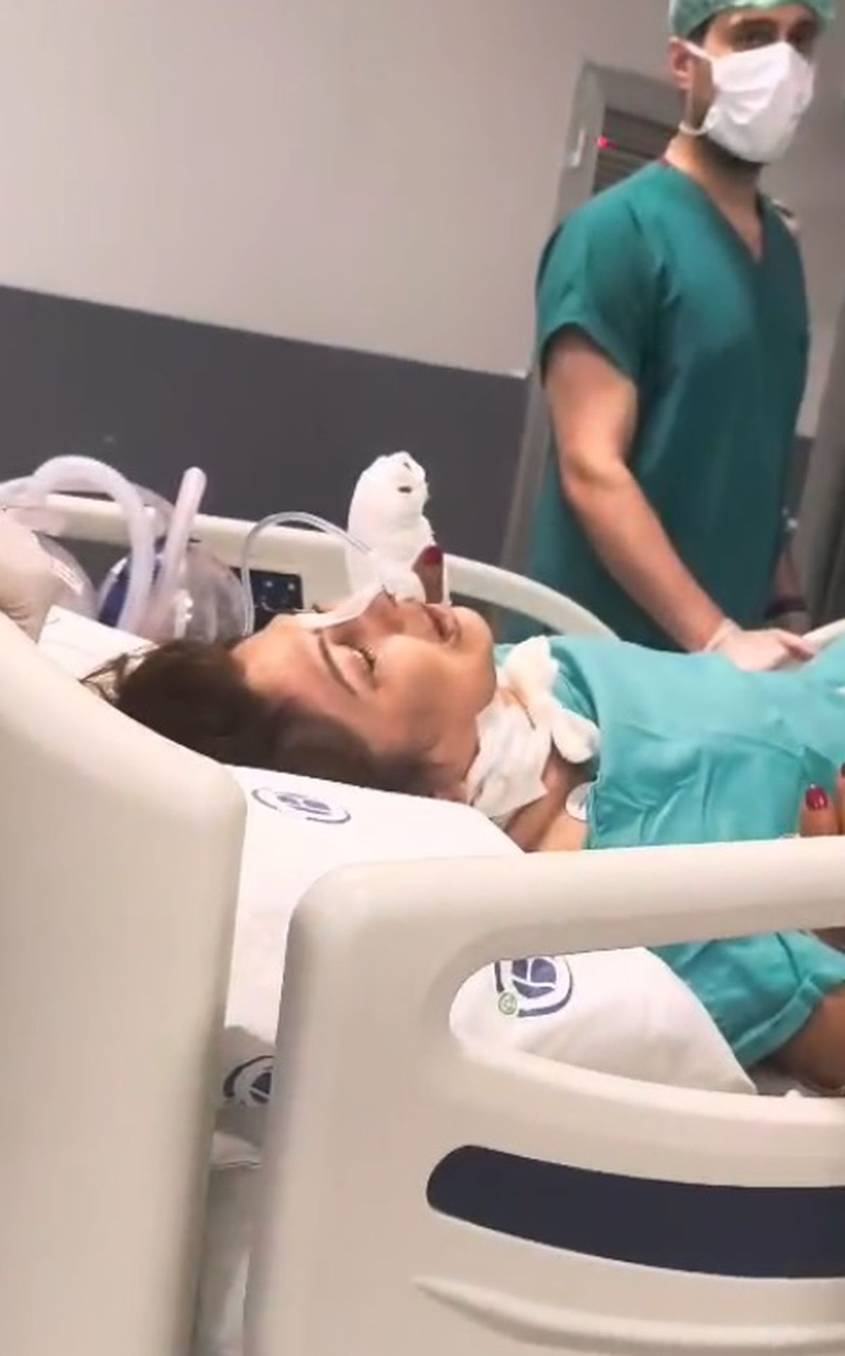 Adana'da Eşini 8 Yerinden Bıçakladı, Kefen ve Tehdit Mesajları Ortaya Çıktı
