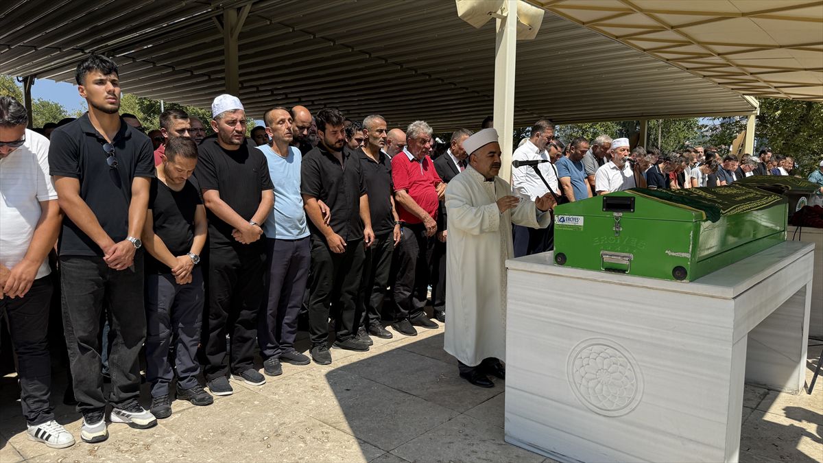 Denizde Boğulan Klasman Hakemi Toprağa Verildi