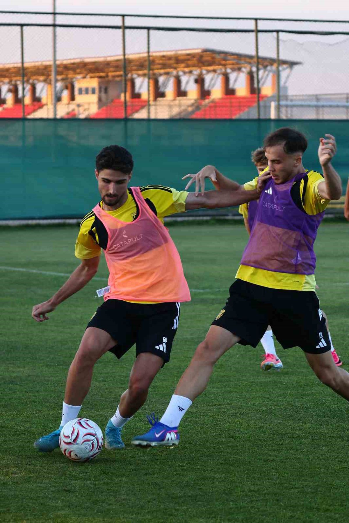 Aliağa FK’nın 11 Günlük Afyon Kampı Başladı