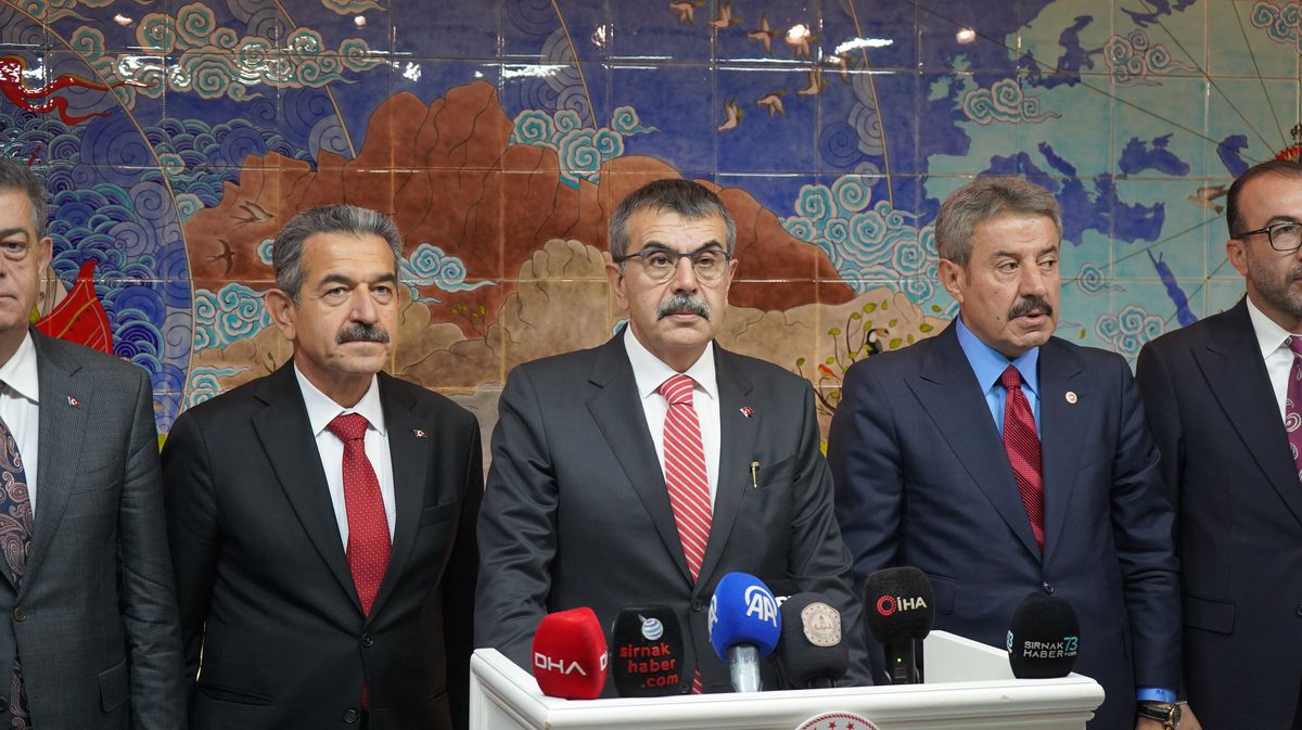 Bakan Tekin: Çerçeve yasayı sabote edilmesini engelleyerek süreci hedefe taşıyacağız