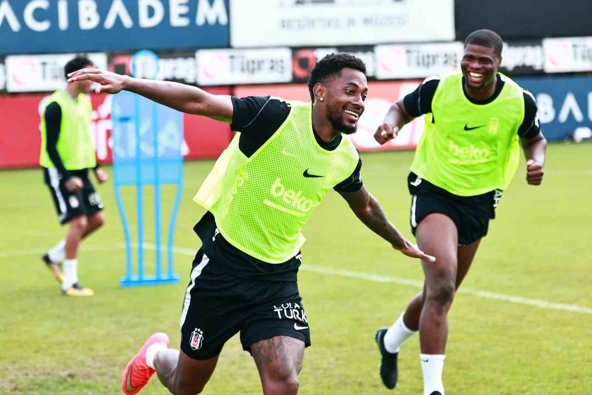 Beşiktaş, Hradec Kralove Rövanşı İçin Çalışmalarını Sürdürüyor