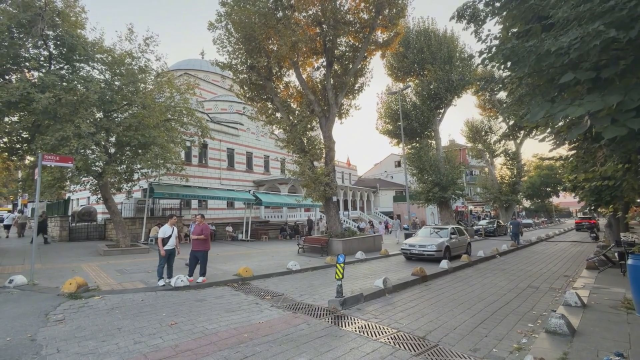beykozda parkta baslayan tarti 20136723 7430 1 m