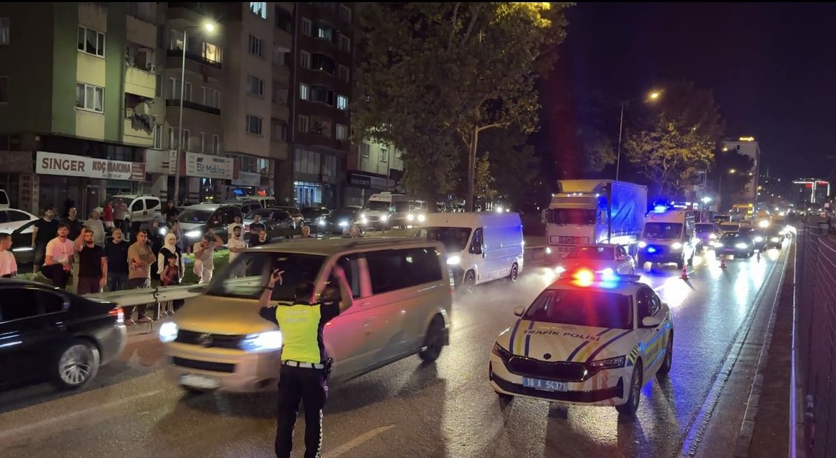 Metro Direğinde 2 Saatlik Macera: Alkol Aldı, 'Düşmanlarım Var' Deyip Çıktı