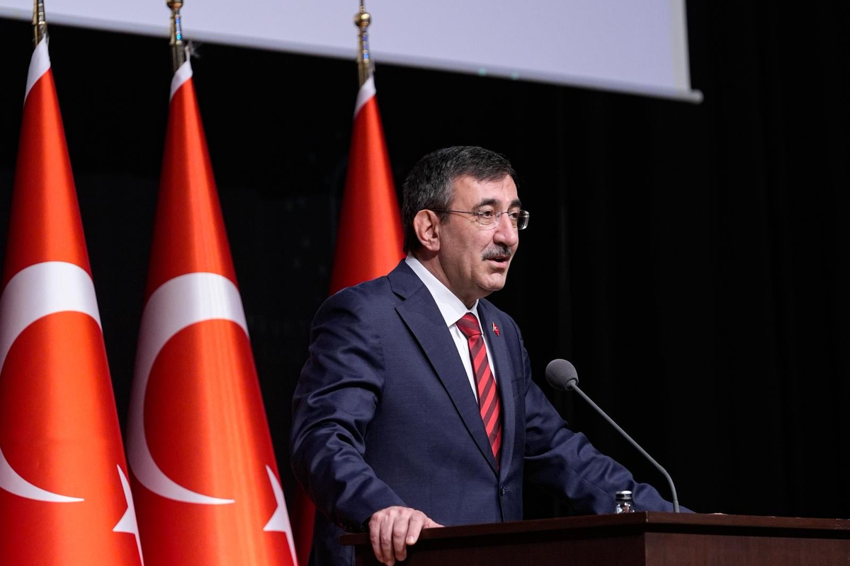 Cevdet Yılmaz: 2028'de kadınların iş gücüne katılımını yüzde 40'ın üzerine çıkarmayı hedefliyoruz