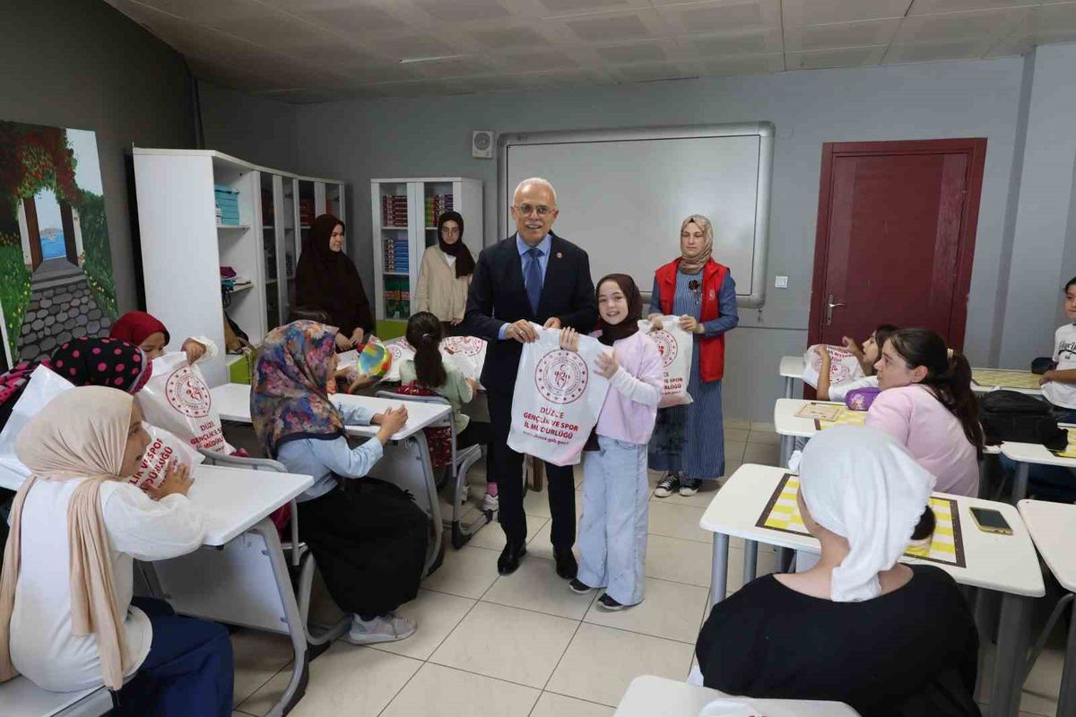 Düzce'de Gençlik Yaz Kulübü Etkinliği