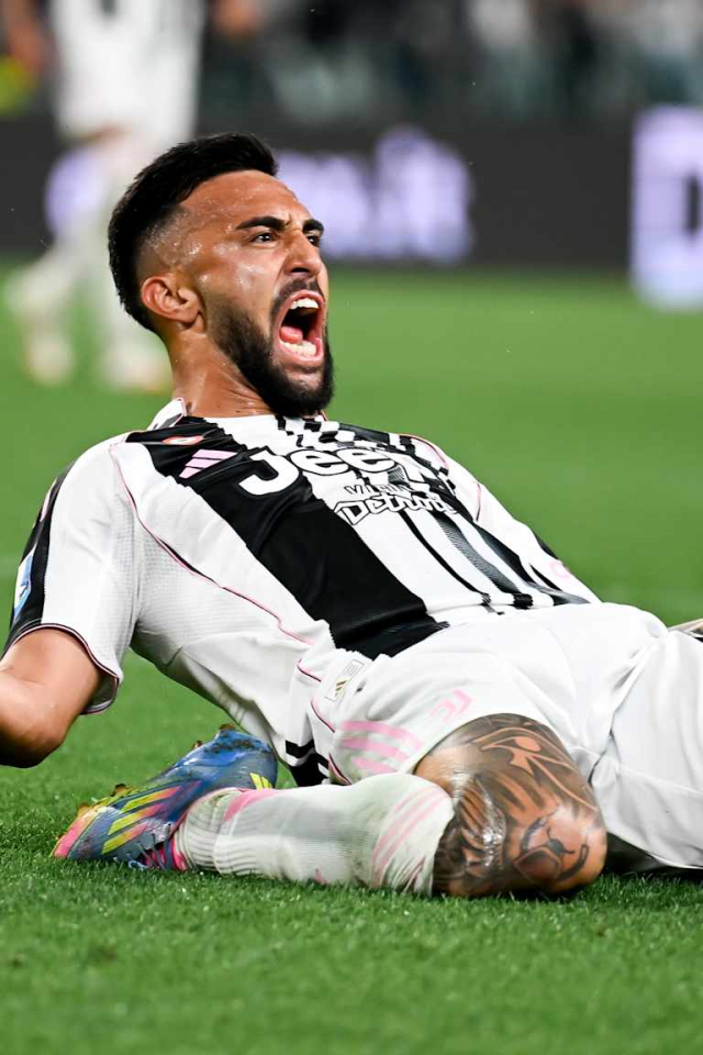 Fenerbahce and Juventus swap