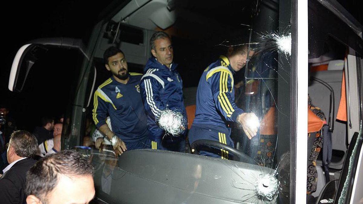 Fenerbahçe Otobüsüne Silahlı Saldırı Soruşturmasında 5 Gözaltı
