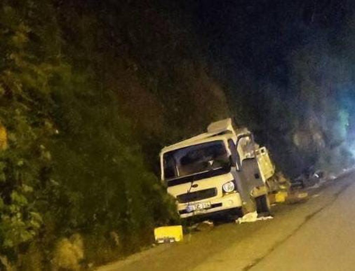 Keşap'ta Kamyonet Kazası: 1 Ölü, 2 Yaralı