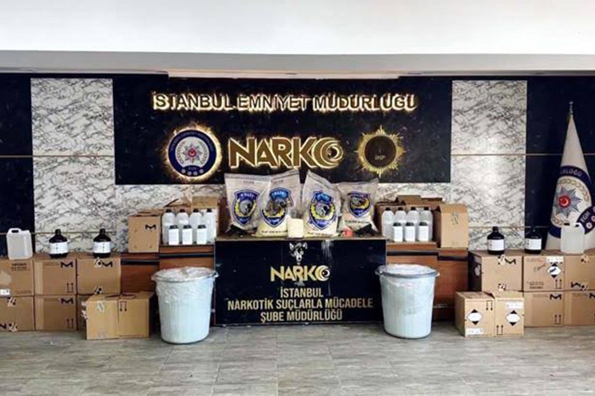 İstanbul'da uyuşturucu operasyonu: 16 gözaltı