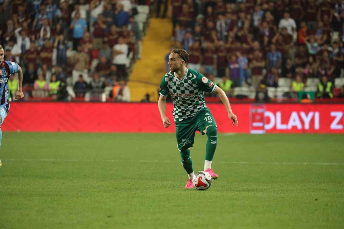 Kocaelispor, Berkan Kutlu ile 1+1 yıllık sözleşme imzaladı